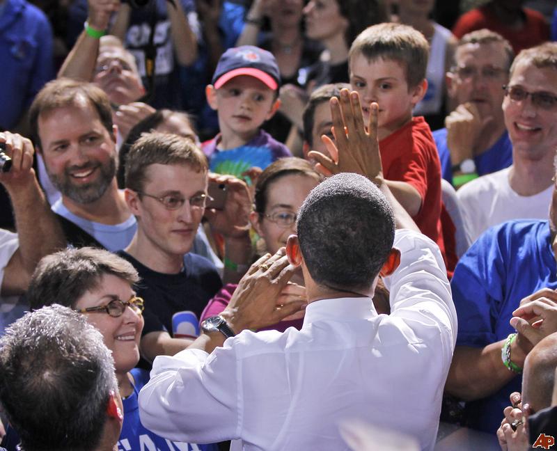 Andrew-High-Fiving-the-President